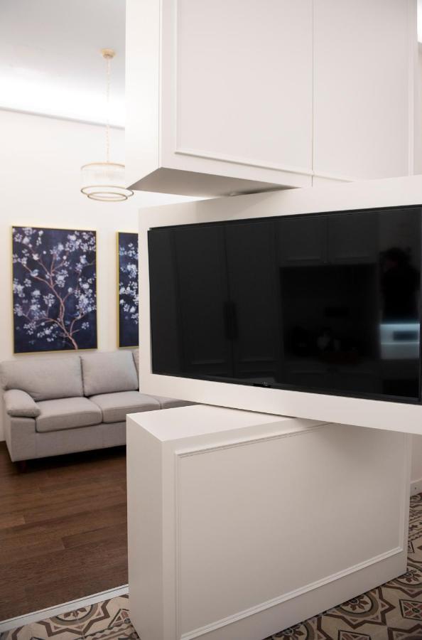 Jensen Luxury Suites Rhodes City Exteriör bild