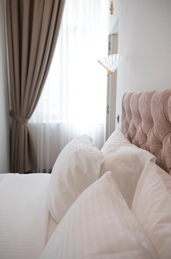 Jensen Luxury Suites Rhodes City Exteriör bild